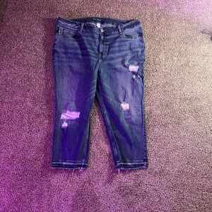 Maurice’s Women's Distressed Blue Jeans Capri, Size 22
